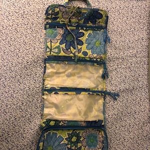 Vera Bradley Hanging Organizer - Doodle Daisy